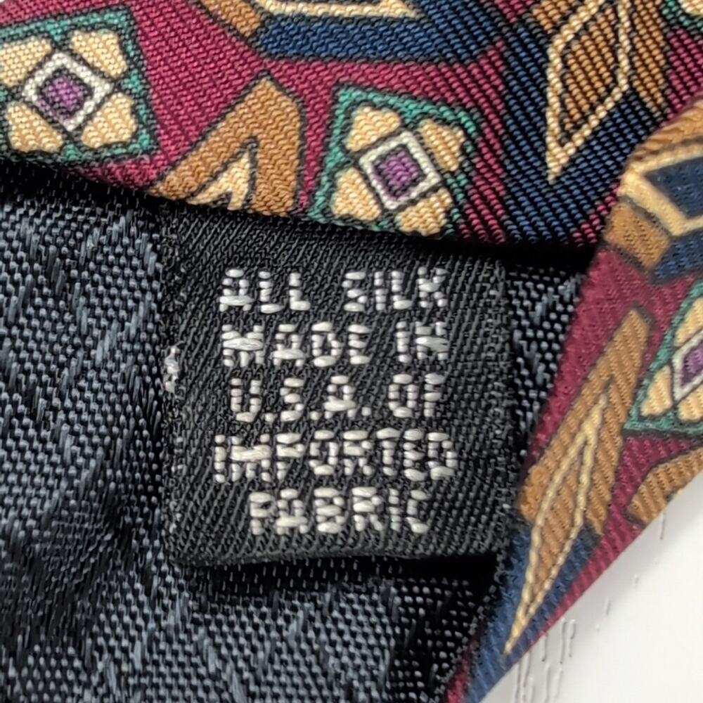 Christian Dior Monsieur Vintage Diamond Geometric 100% Silk USA Tie 58X3.75 - Picture 6 of 7